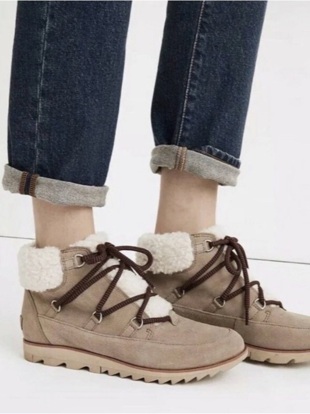 Sorel Women's Harlow Lace Cozy Waterproof Boot, Omega Taupe/Ancient Fossil 10